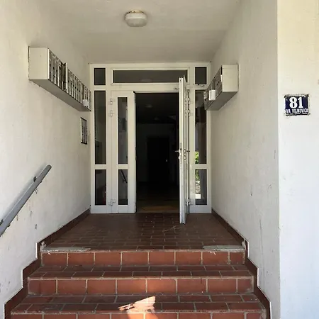 Zz Apartment *